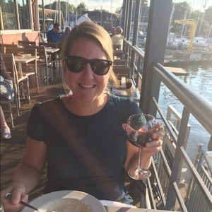 Meet your Posher, Amanda